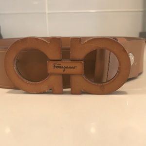Salvatore Ferragamo woman leather belt